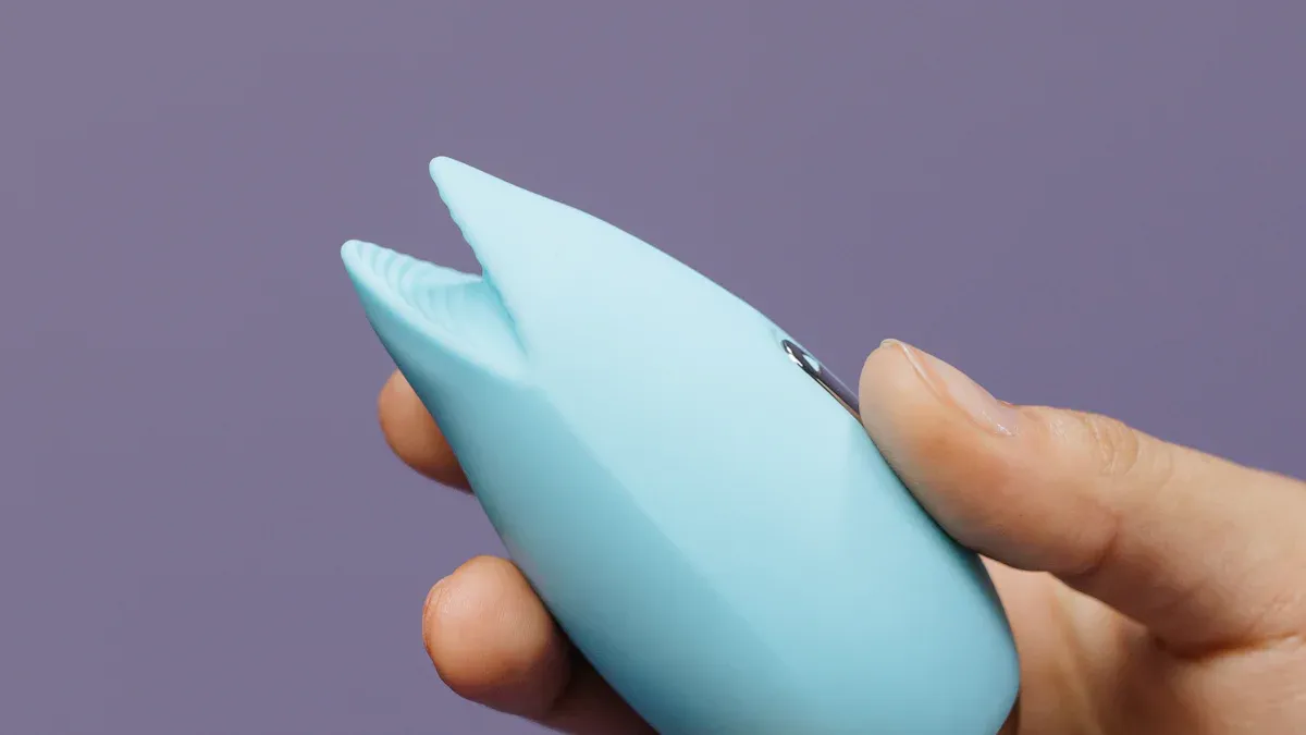 How to Pick the Perfect Small Dildo for Beginners