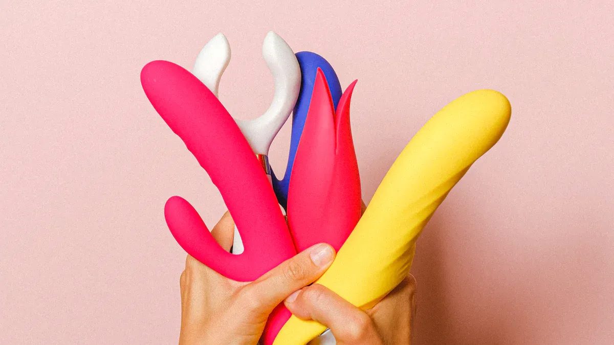 How to Choose a Safe and Body-Friendly Pink Silicone Dildo